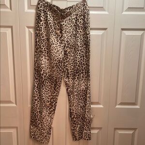 Sincerely Jules Leopard Print Pants elastic waiste 2pocket hip 19 inseam 29